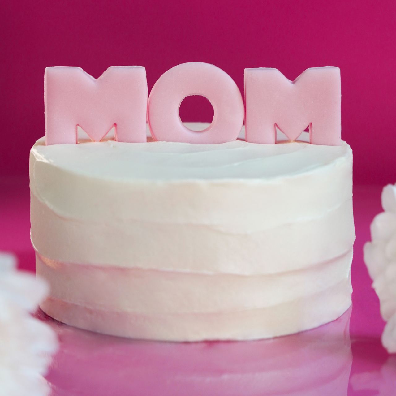 MOM CAKE