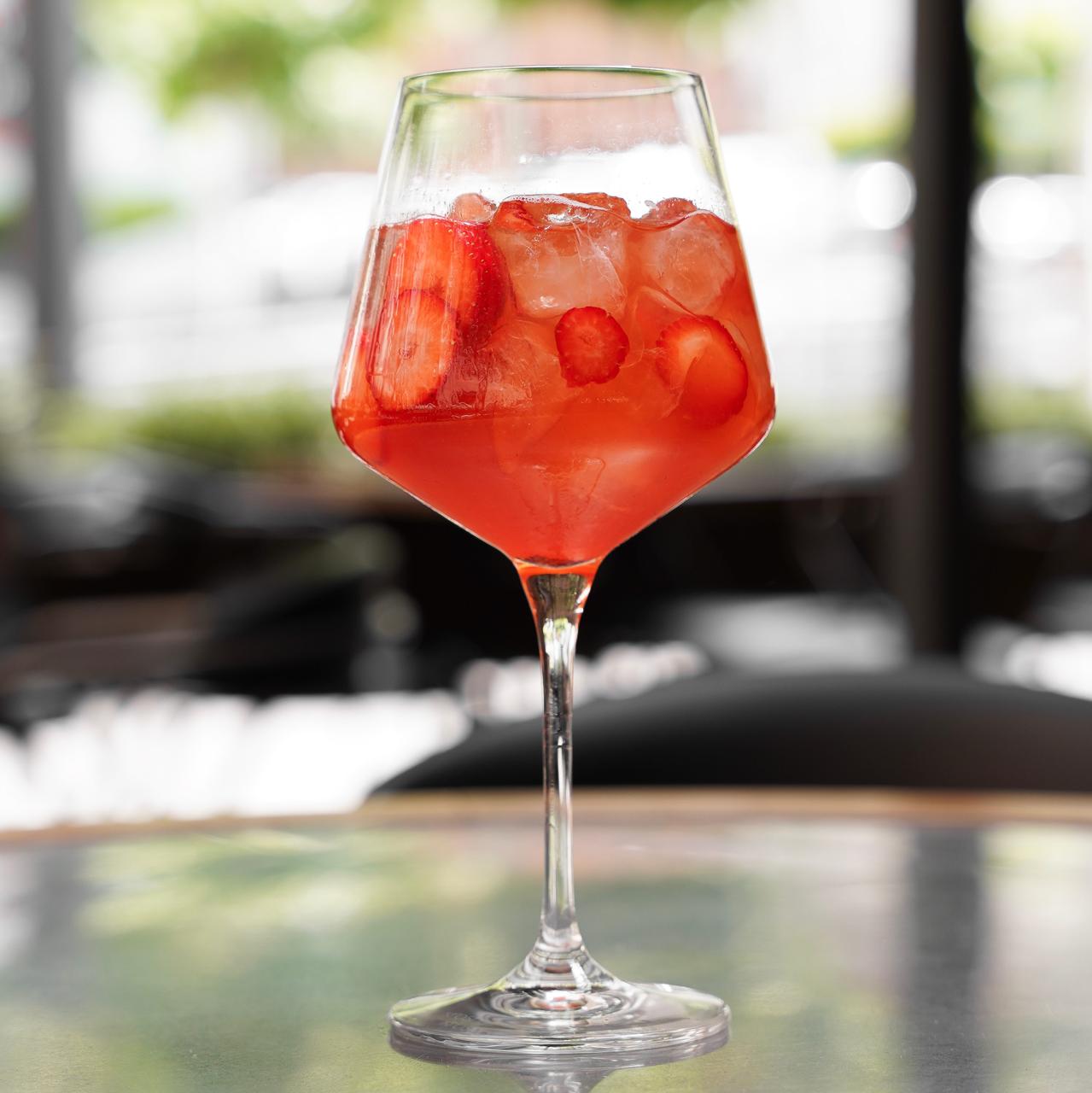 BERRY SPRITZ